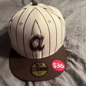 Brand new fitted hat